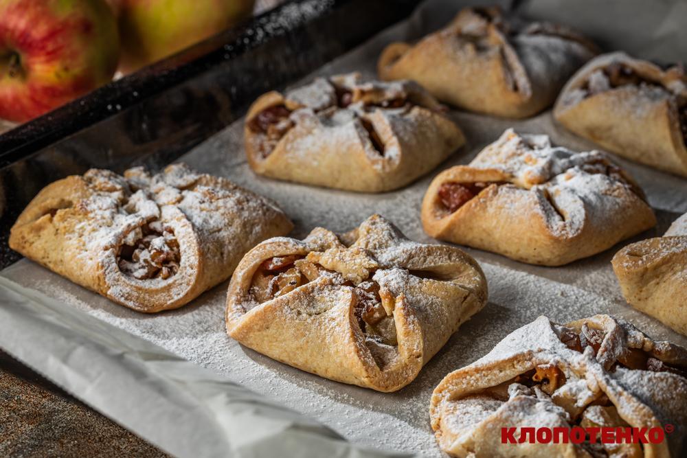 Конвертики з яблуками