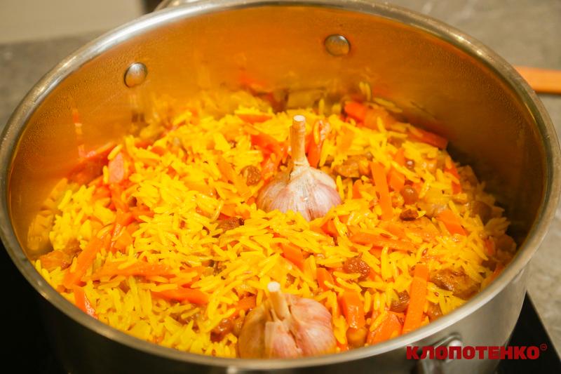 Готовий плов