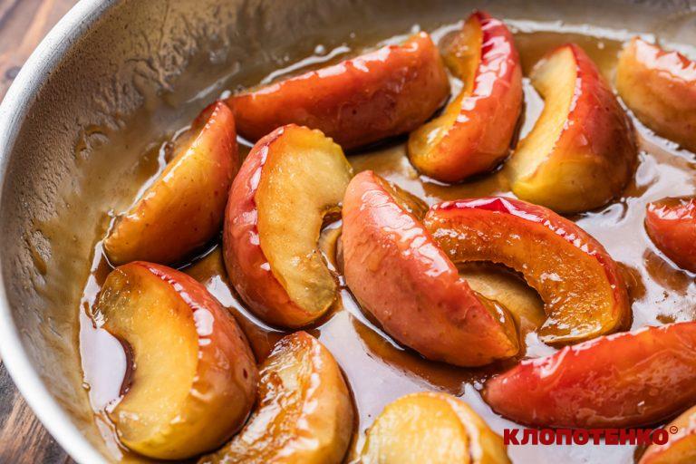 Карамелізовані яблука