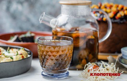 Чим корисний традиційний український узвар та чи є шкода від його вживання — пояснює дієтологиня