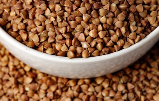 Усе про гречану дієту: що можна їсти, принципи, потенційні ризики та коментар дієтолога