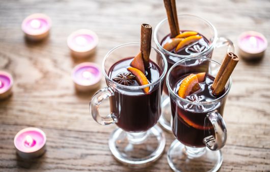 Ідеальні спеції для глінтвейну: як зробити ароматну суміш вдома