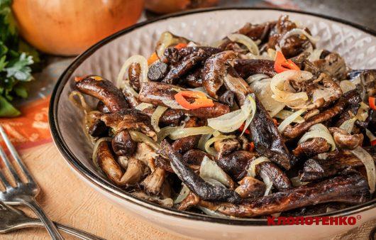 смажені опеньки