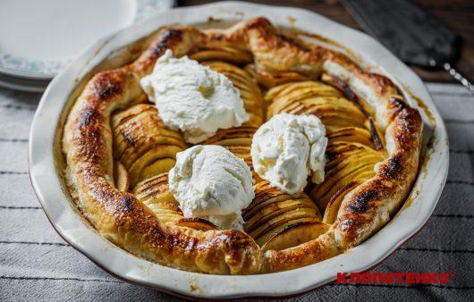 Смачні та ароматні. Сім найкращих пирогів з яблуками від Євгена Клопотенка