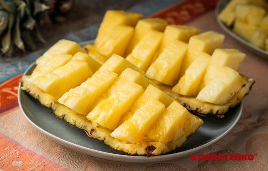 Чому варто додати ананас до раціону: все про корисні властивості тропічного фрукта