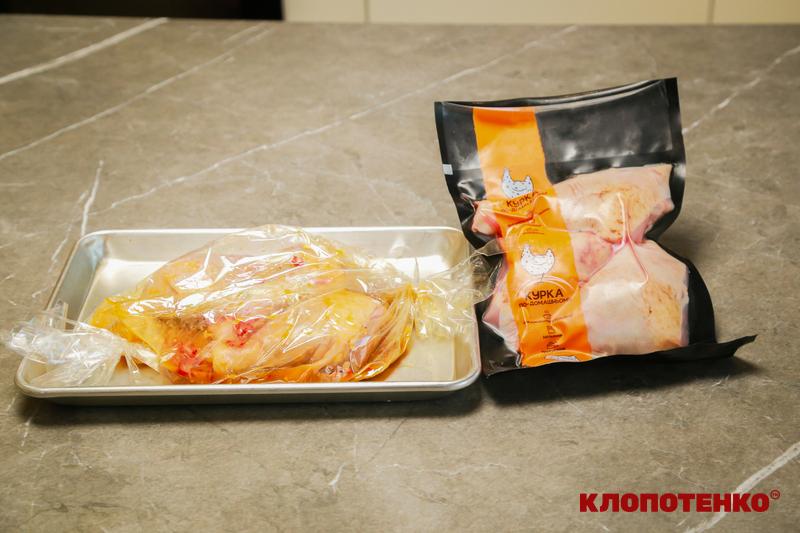 Замариновані курячі гомілки в рукаві для запікання