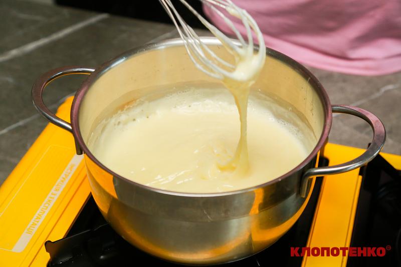 Приготування крему для Наполеону