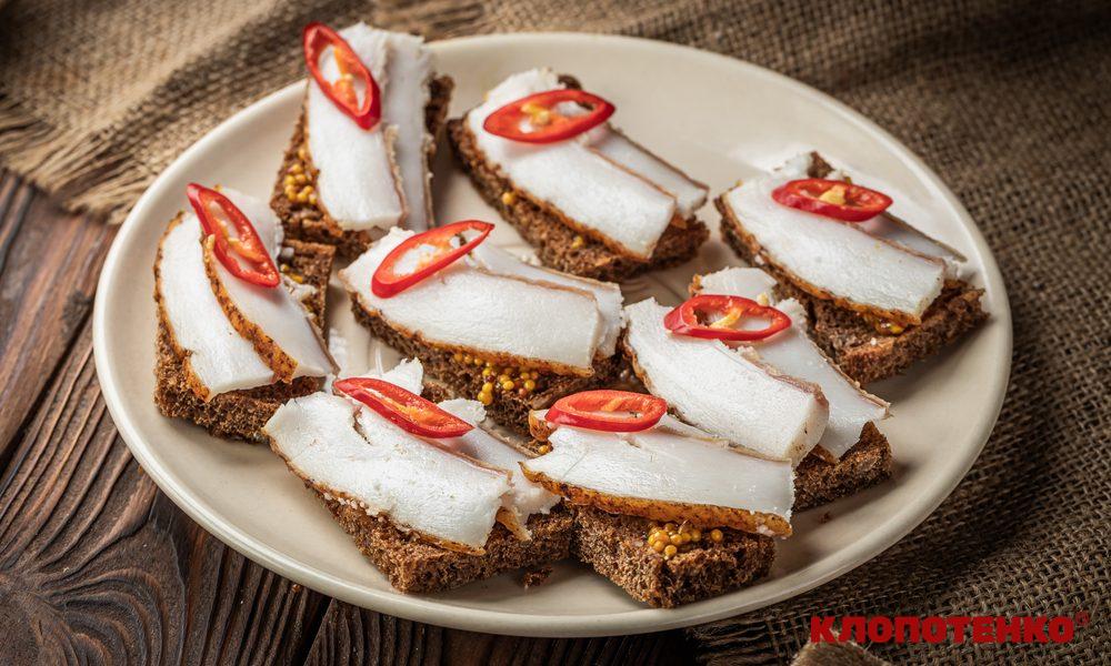 канапки з салом