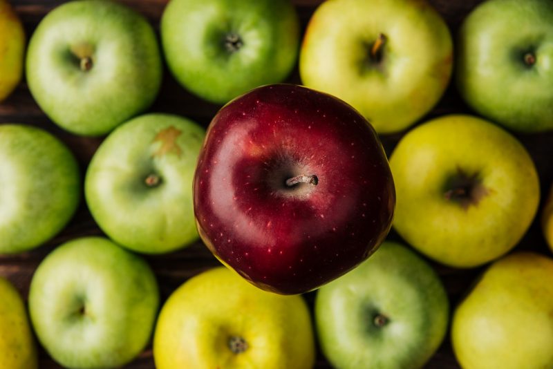 Яблука 