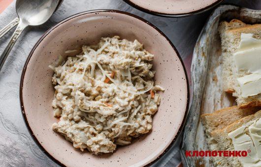 Лікар-гастроентеролог розповів, що буде, якщо кожного дня їсти вівсяну кашу