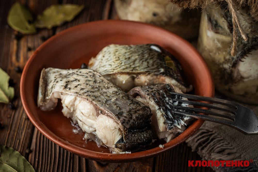 Тушкованка з товстолоба