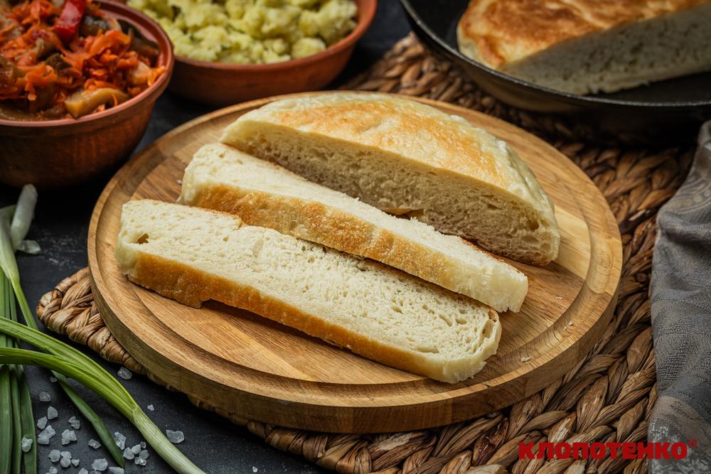 Хліб на сковороді