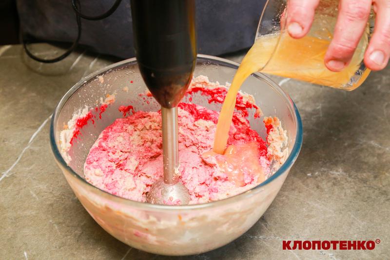 Додавання желатину в ковбасну масу