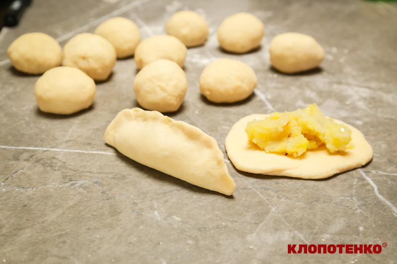 формування пиріжків