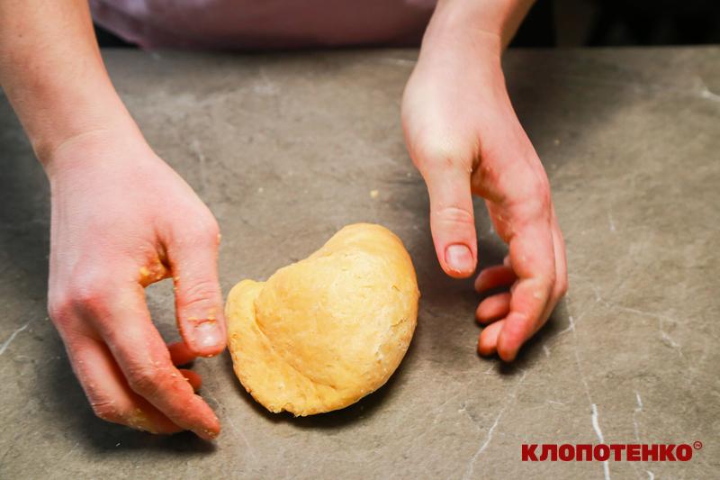 Приготування тіста для локшини