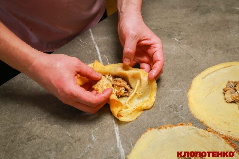 Формування млинця у формі торбочки