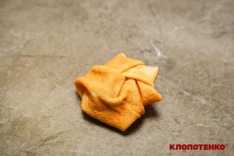 Млинці у формі троянди 