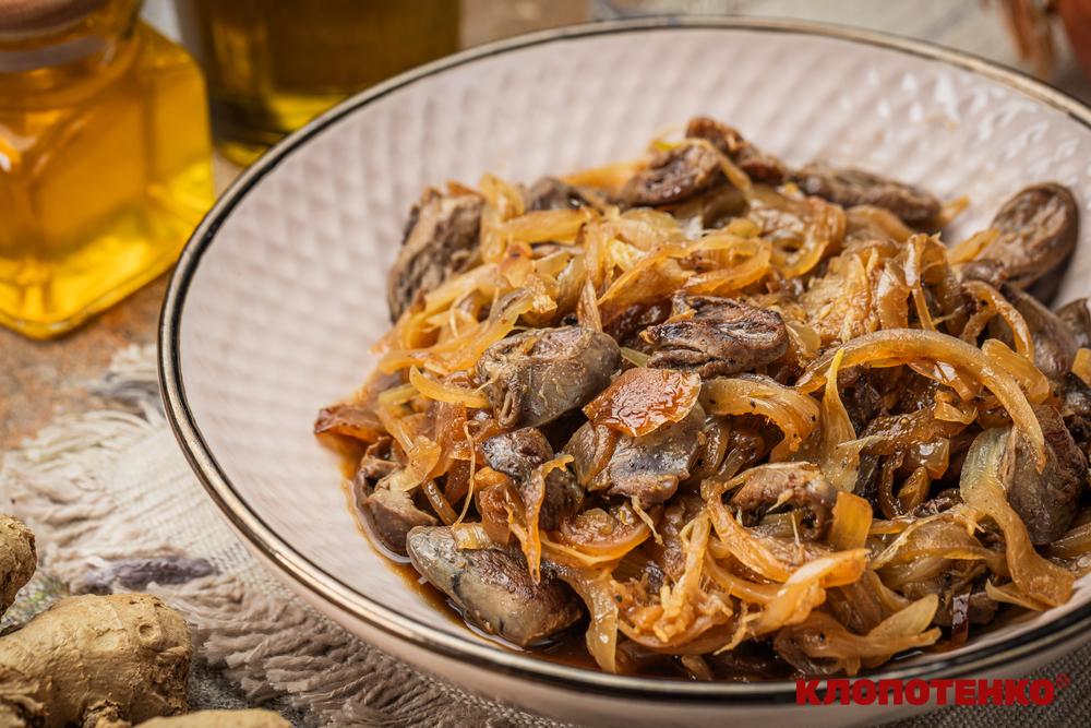 курячі сердечка в соєвому соусі