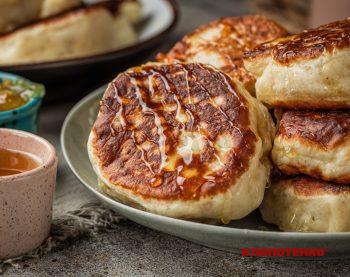 оладки на дріжджах і молоці