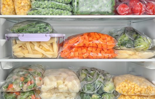 Шість неочевидних продуктів, які можна заморожувати