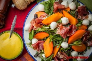 Салат для роматничної вечері