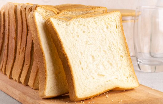 Що відбувається з вашим тілом, коли ви регулярно їсте білий хліб