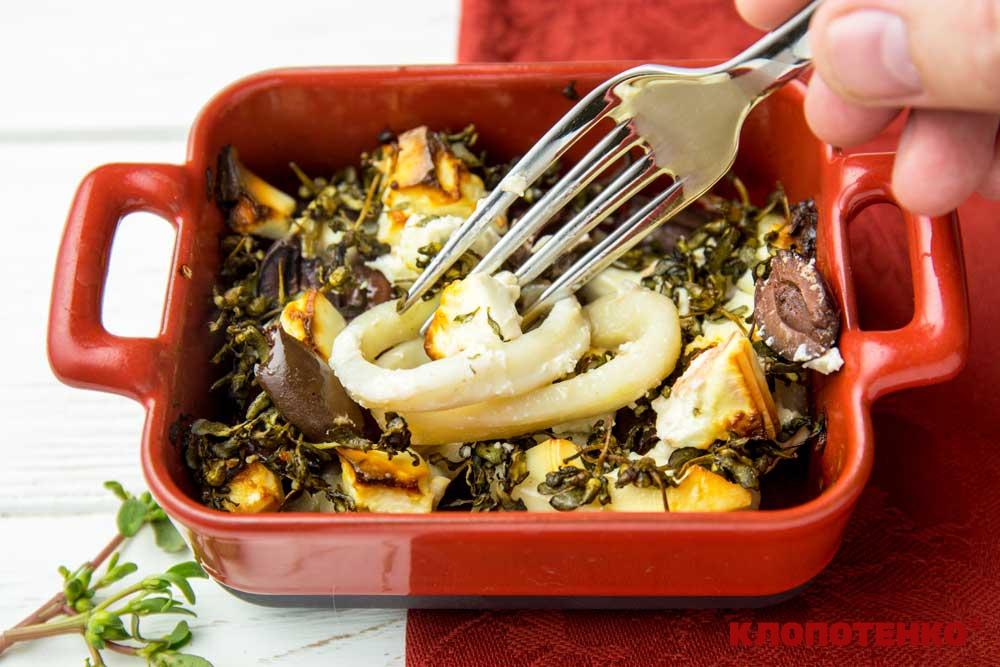 Закуска з кальмарів з фетою та оливками