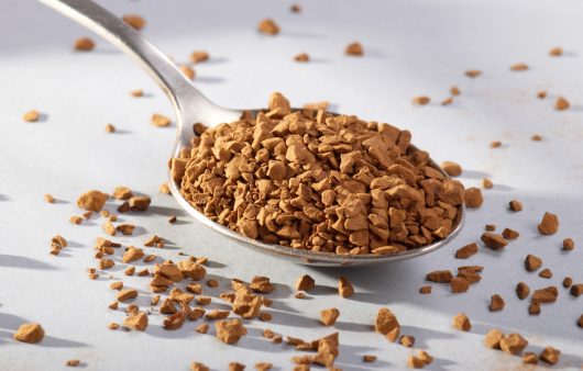 Як розчинна, тільки краще! Що таке сублімована кава та чому експерти обирають її замість розчинної