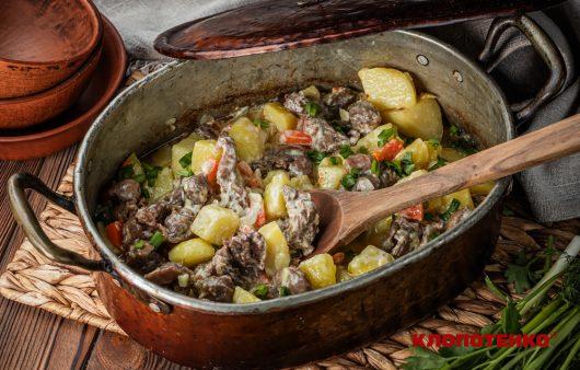 Тушковані курячі шлунки