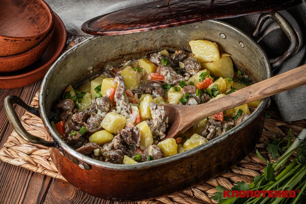 Тушковані курячі шлунки