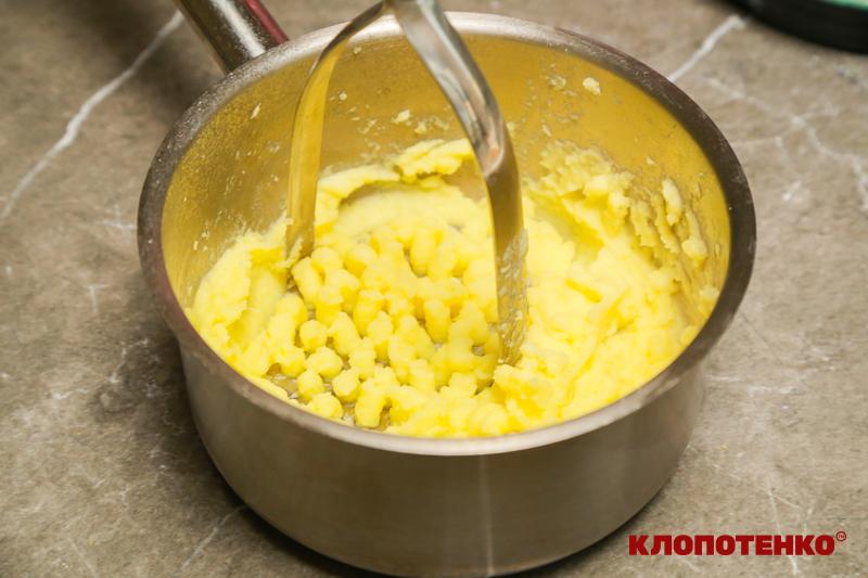Приготування пюре із замороженої картоплі 