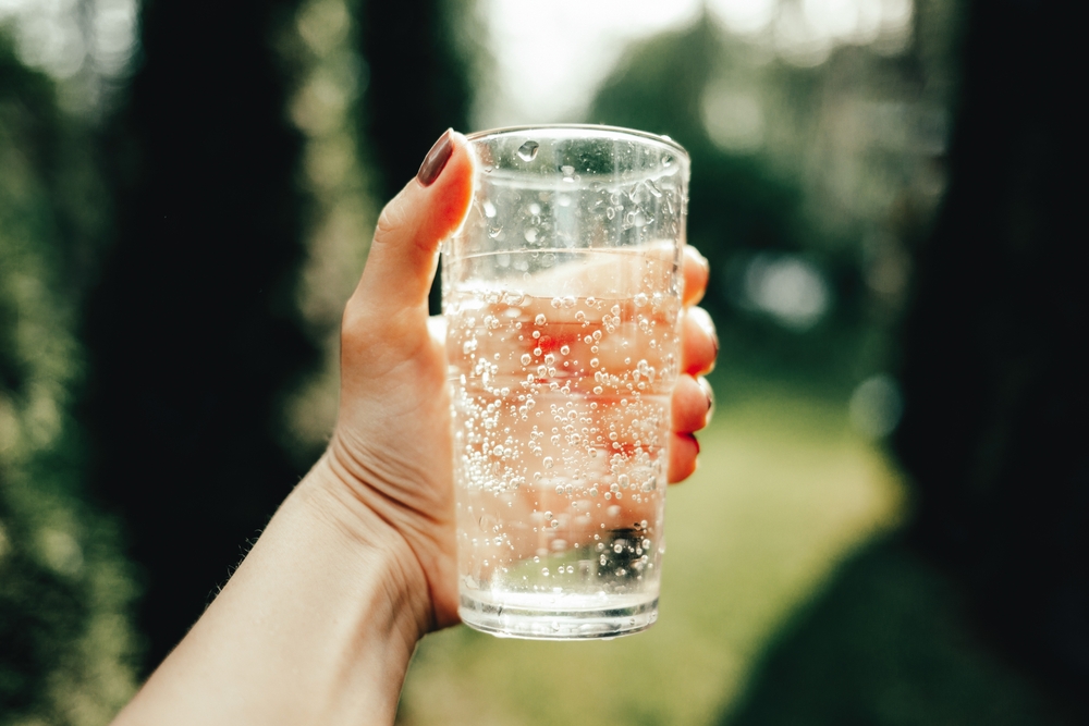 газована вода