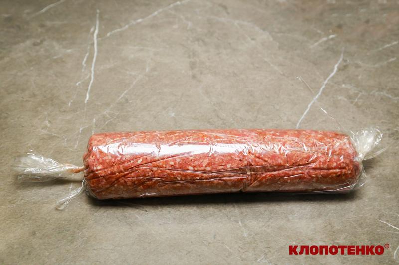 Формування рулету з фаршу