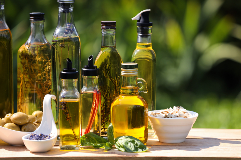 олії для смаження на столі