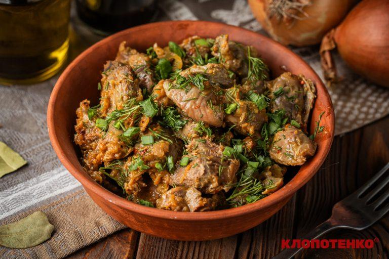 курячі шлунки з соєвим соусом