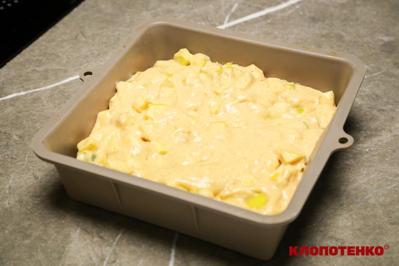 яблучний пиріг на кефірі