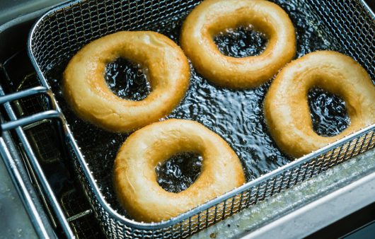 Провокують запалення. Список продуктів, від яких краще відмовитися або обмежити в раціоні