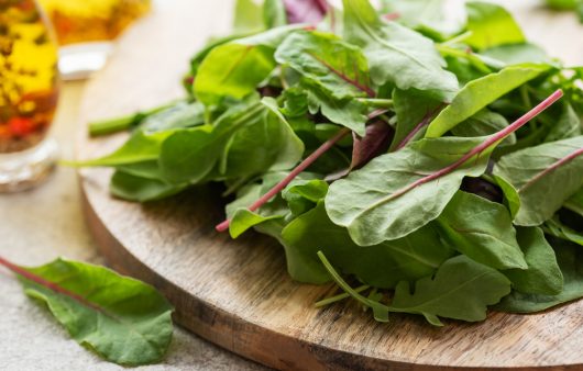 Найкраща зелень для здорового травлення: 5 продуктів, які варто їсти частіше, на думку дієтолога