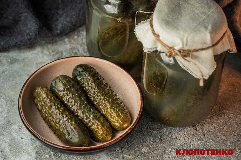 Квашені огірки на зиму під залізну кришку