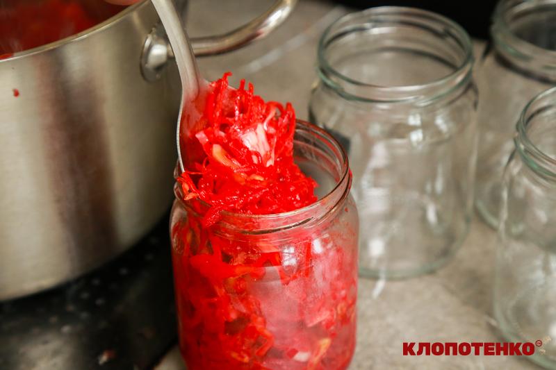 закладання заправки в банки