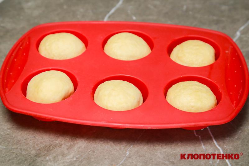 Булочки у формі