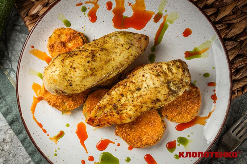 куряче філе з кабачком