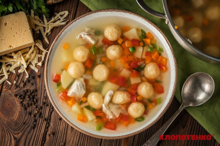 суп з сирними кульками